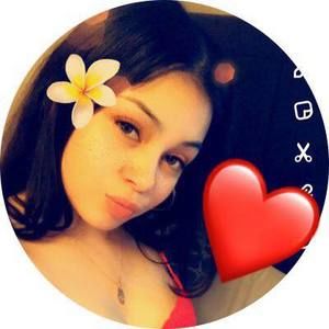 Meet your Posher, Desiree